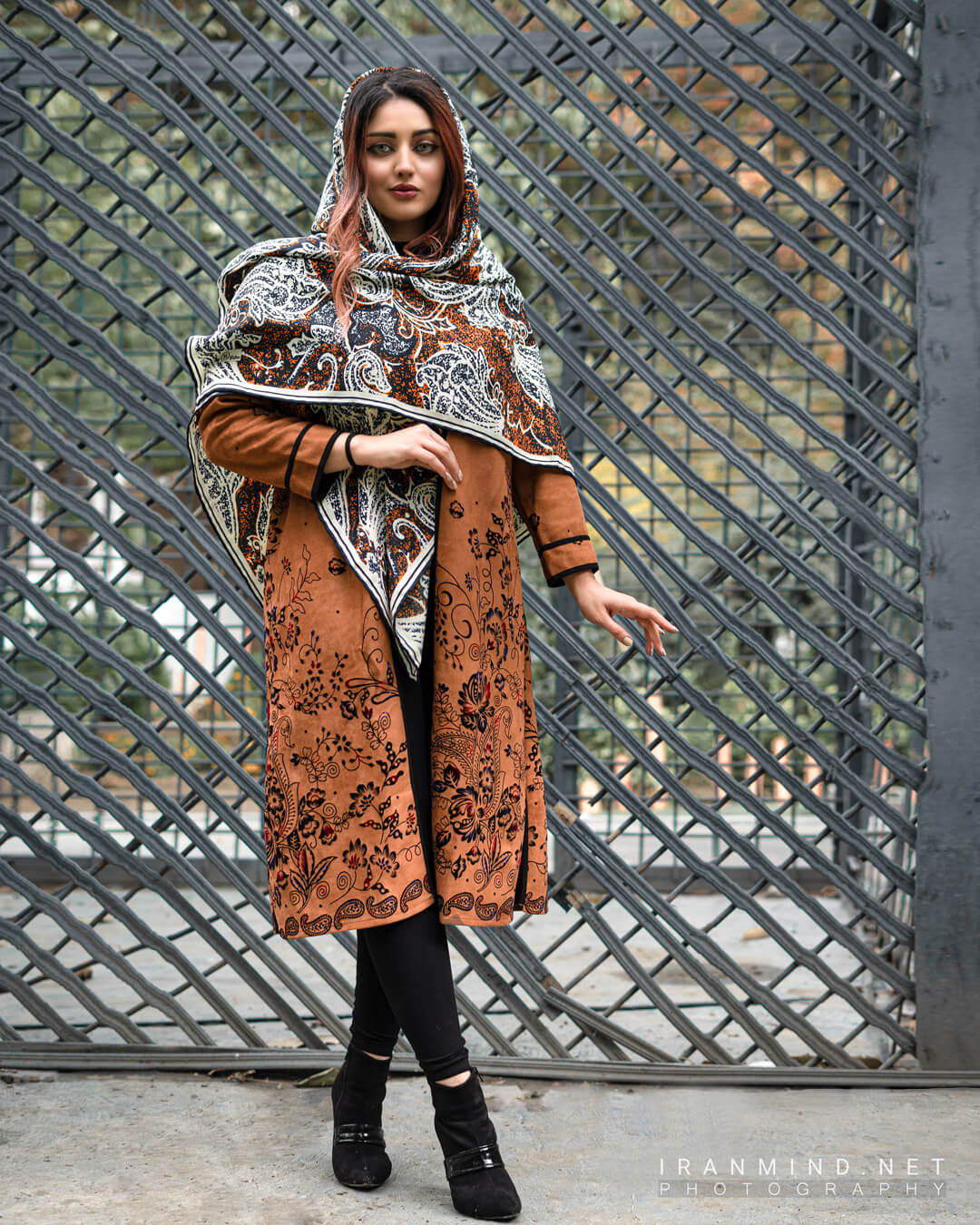 عکاسی تبلیغاتی از لباس زنانه ، عکس تبلیغاتی پوشاک زنانه